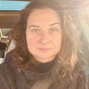 Meet your Posher, Denise